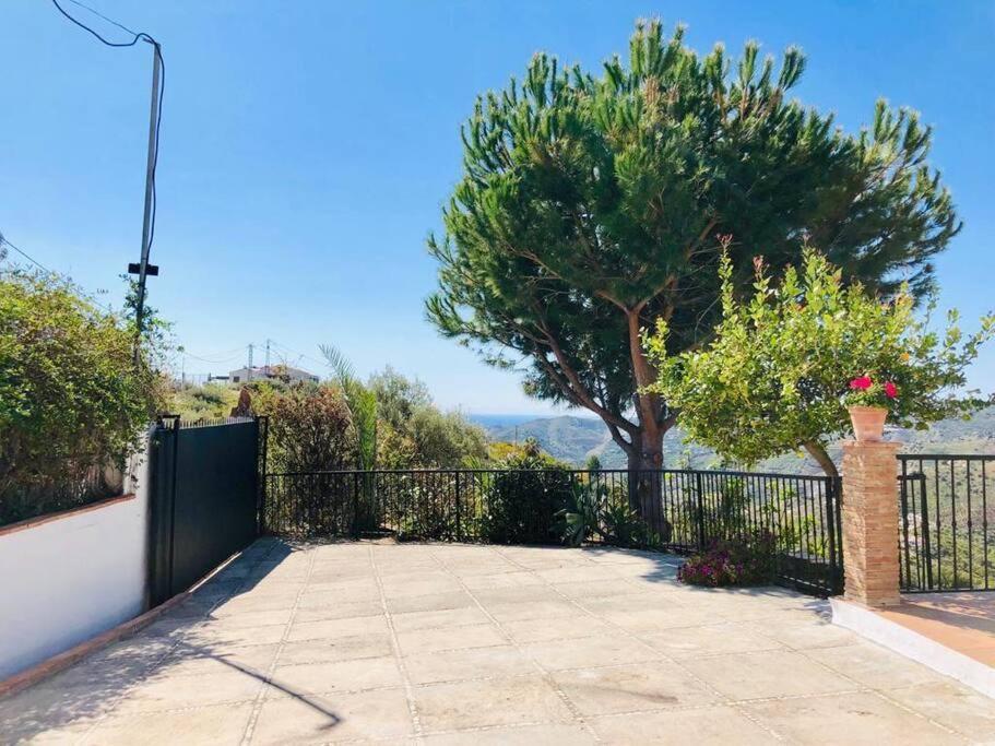 Villa En Frigiliana Con Piscina Y Jacuzzi Exterior foto
